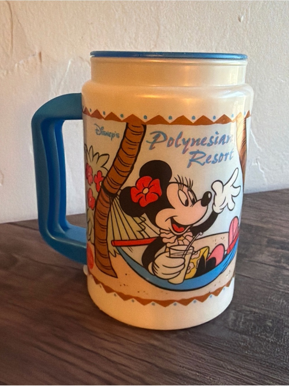 Disney Minnie Mouse Polynesian Resort Vintage Souvenir Cup